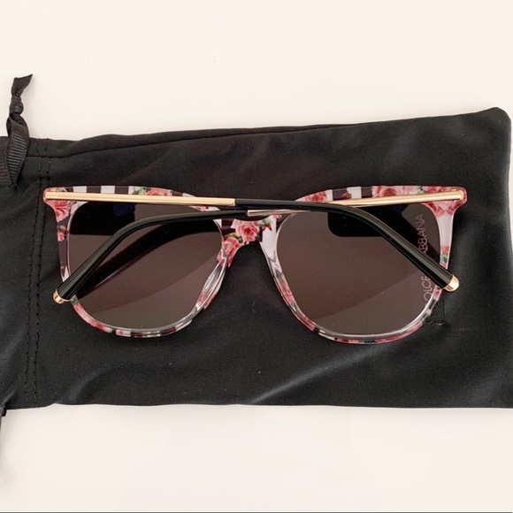 Dolce & Gabbana Sunglasses, New - Picture 7 of 11